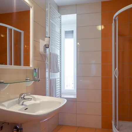 The Originals Boutique, Terminus, Gare Hotel Bourg-en-Bresse