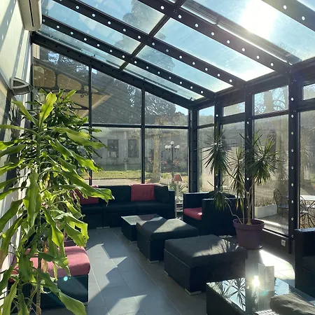 Hotel The Originals Boutique, Terminus, Gare Bourg-en-Bresse