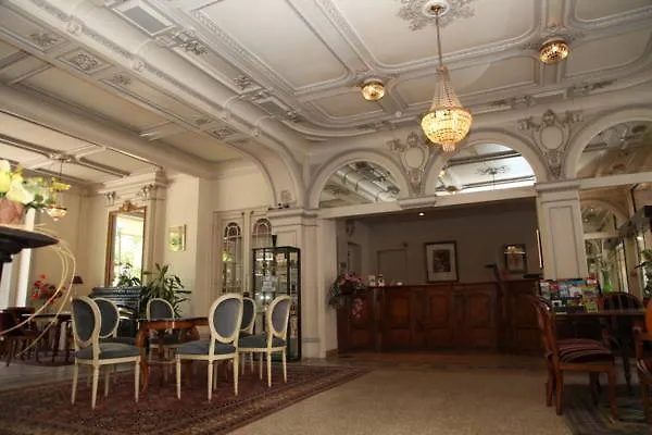 Отель The Originals Boutique, Terminus, Gare Бург-ан-Бресс