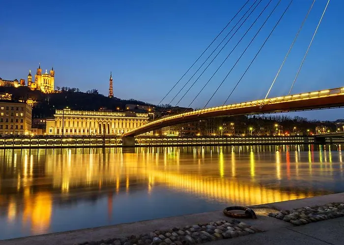 The Originals Boutique, Terminus, Gare 3* Бург-ан-Бресс