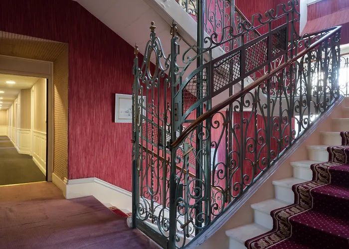 The Originals Boutique, Terminus, Gare Отель