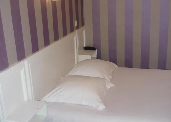 Отель The Originals Boutique, Terminus, Gare